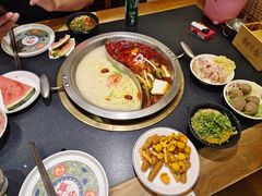 -沸炉重庆老火锅(军事博物馆店)