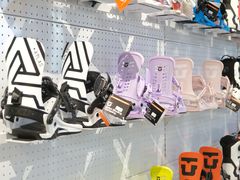 -Hopo Snow 城市滑雪空间(滨江宝龙城店)