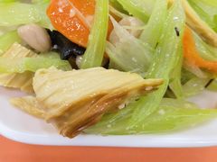 -隆福寺小吃店(东四店)