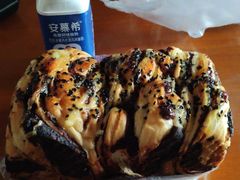豆沙吐司-苹果花园(南泉路店)
