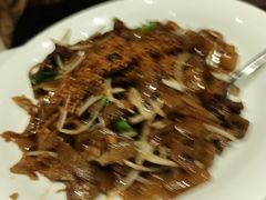 牛肉炒河粉-唐宫海鲜舫