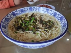 咸菜肉丝面-南翔饭店