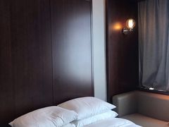 -上海龙之梦万丽酒店