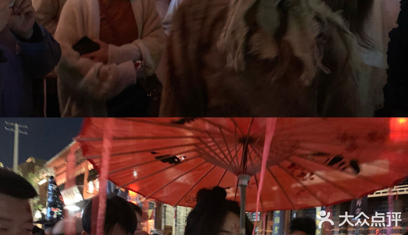 1号地铁线直达。出了地铁口就是