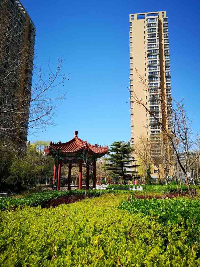 燕语清园-"这个楼盘位于清河以北京藏高速公路的西侧.