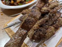 -歹歹的加个面过油肉拌面