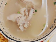 -易老妈蹄花.创于1935(总店)