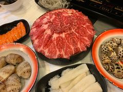 -鲜入围煮花胶鸡海鲜火锅