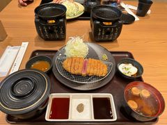 -牛カツ京都勝牛(河原町蛸薬師店)