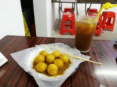 咖喱鱼蛋-華叔茶記