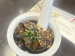 -川流不息·地道川菜·小龙虾(松东路店)