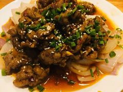 孜然洋葱牛肉-黄大姐小吃(长征路店)