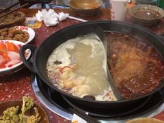 -赵美丽·重庆社区火锅·直营店(火车东站·中豪国际店)