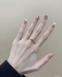 -初心纹眉洗眉·美睫专业店