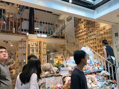 -猫的天空之城概念书店(苏州平江店)