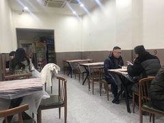大堂-蓝精灵饺子店