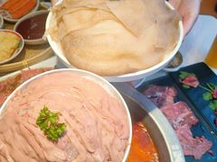-享遇.锅姥姥牛排海鲜自助(小寨店)