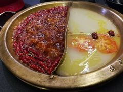 -沸炉重庆老火锅(军事博物馆店)