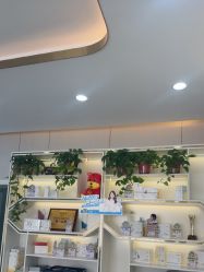 -苗医生0感祛痘连锁