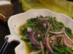 马拉盏炒通菜-大头虾越式风味餐厅(光明广场店)
