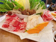 -龙聚德北京烤鸭(沙坪坝华宇A馆店)