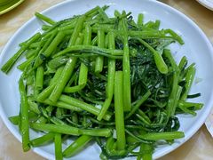 -小海豚•老字号海鲜餐厅(天涯店)