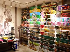 -聚点滑板SPOT SKATE(常熟路店)