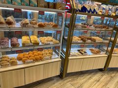 -85度C(生甜甜圈研究工坊·上海平凉店)