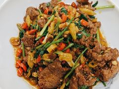 -湖南人家湘菜馆(镇江路店)