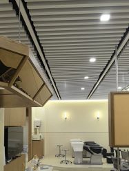 -MARTIN'S BARBER SHOP男士理发馆