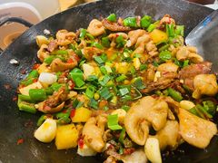 酸菜肥肠-聚鑫朋酸菜肥肠(文艺路口店)