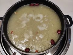 -汤宴·参须肚包鸡(南京路店)
