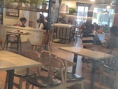 大堂-肯德基(常熟百润发店)