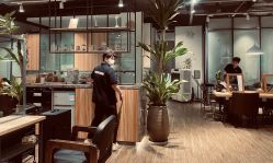 -Mentor Hair Salon