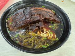-小龙大肉面馆
