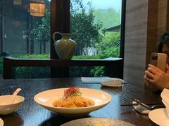 靠窗位-九里云松·天香餐厅