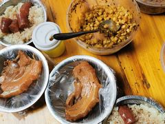 -梁阿婆廿年老牌扣肉糯米饭