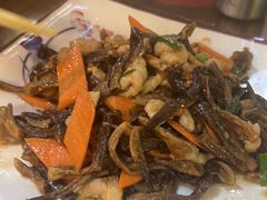 -缘来聚·徽菜名店(黄山宏村店)