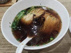 蕈油红汤面-君东记本帮面馆(天钥桥路店)