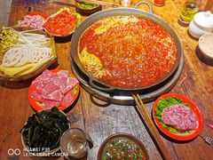 -四小区火锅·巷子里的重庆火锅(花照壁店)