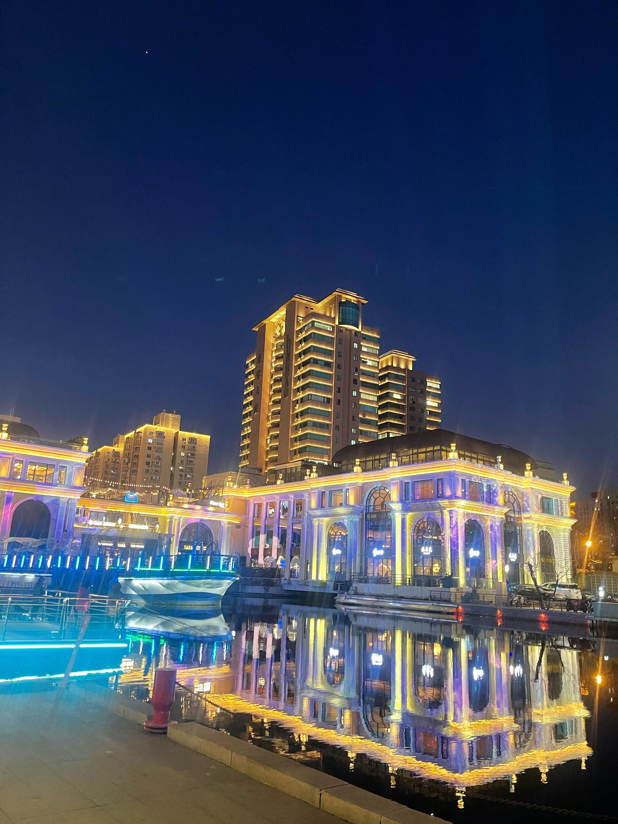 0元玩转这座城#夜景打卡地 #为了这个景色我出了趟门 #拜托存下这份