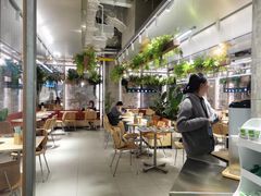 大堂-老乡鸡(上海白玉兰广场店)