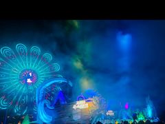 -七彩云南欢乐世界