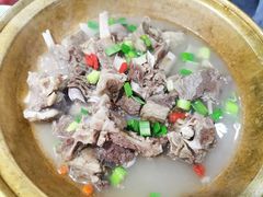 -窄巷子陕菜馆·地道陕西菜(粉巷店)