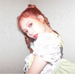 -AYO SALON