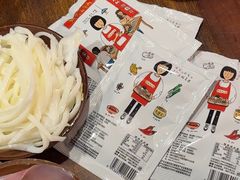 -黄潇洒老火锅(九眼桥宏济巷店)