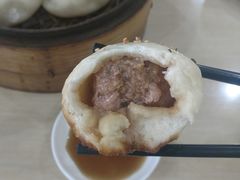 -老西白点心店