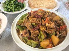 -汗腾格里·风味餐厅(新疆驻京办店)