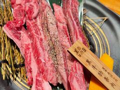 黑牛肋条烤肉-黑牛の店·和牛烧肉(大悦城店)