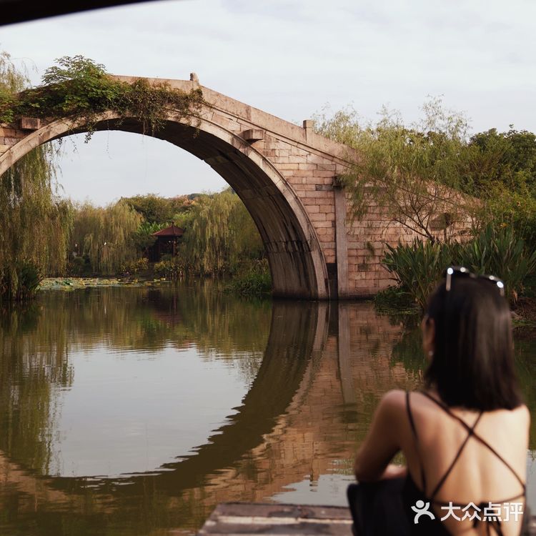 沉浸式古风体验，乘船入住